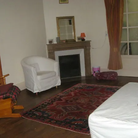 50 M2 , , Cuisine , Salle De Bains * Baccarat